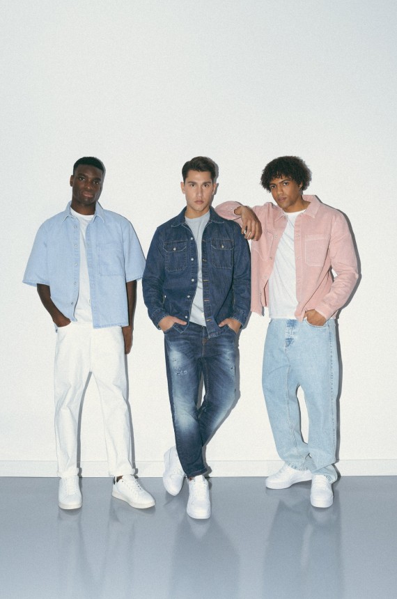 Φωτογράφος Μόδας Spring - Summer 2024 για eshop ρούχων | Cover Jeans